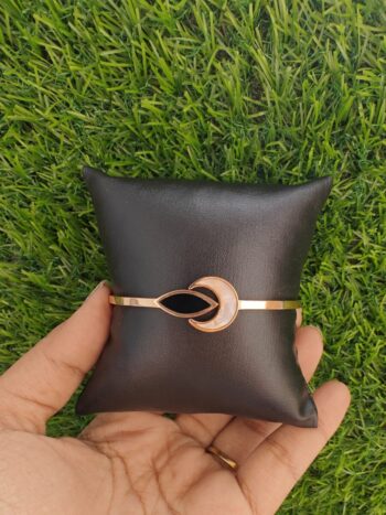 Anti tranish Bracelet