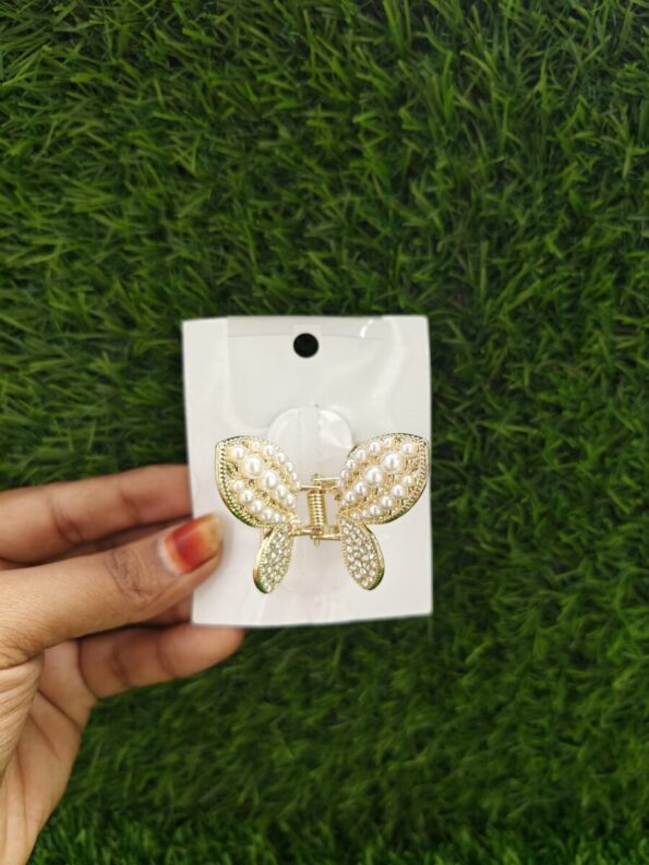 <p>Acrylic Bubble Clutch</p> main image 1